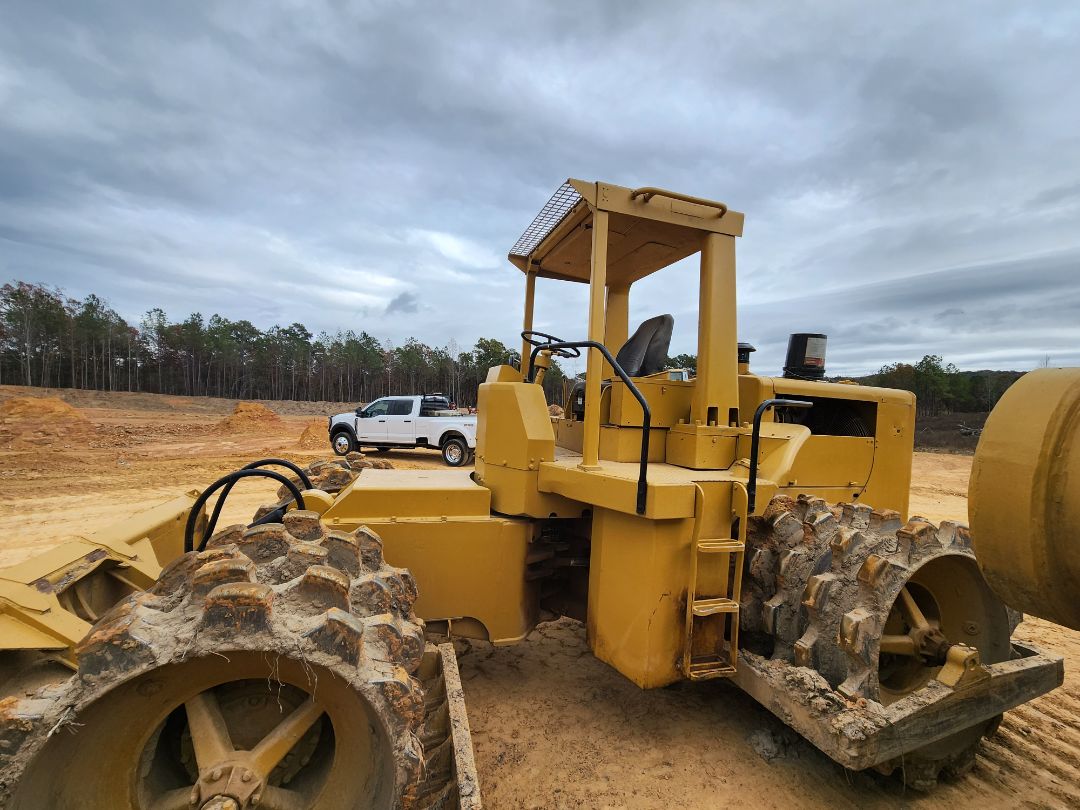 1985 CATERPILLAR 815 - Image 6